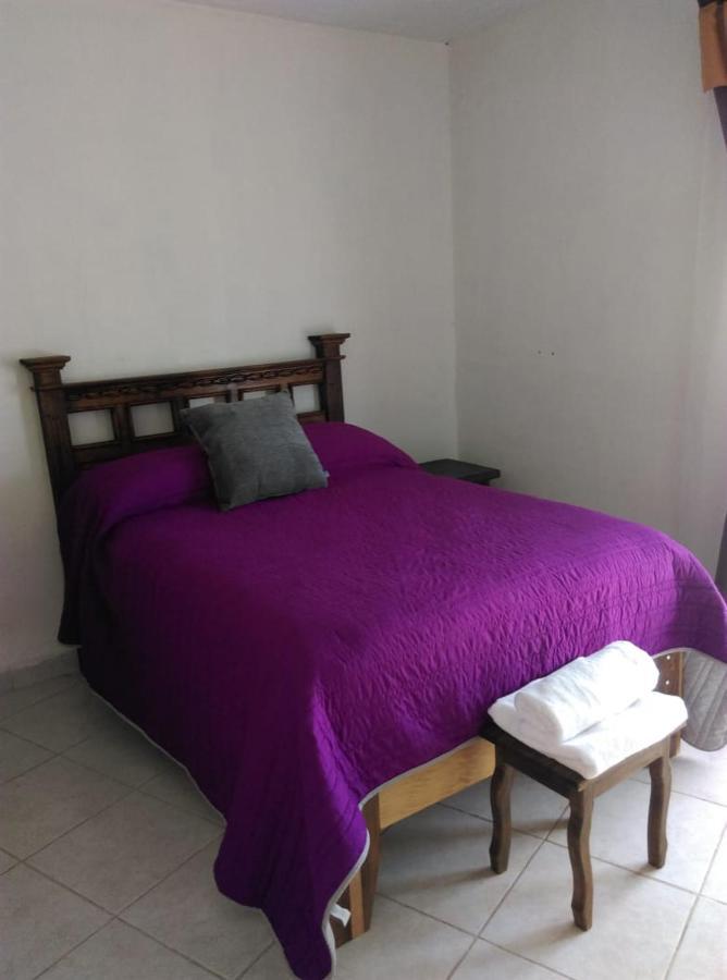 Hotel Posada Don Vasco Исмикильпан Экстерьер фото